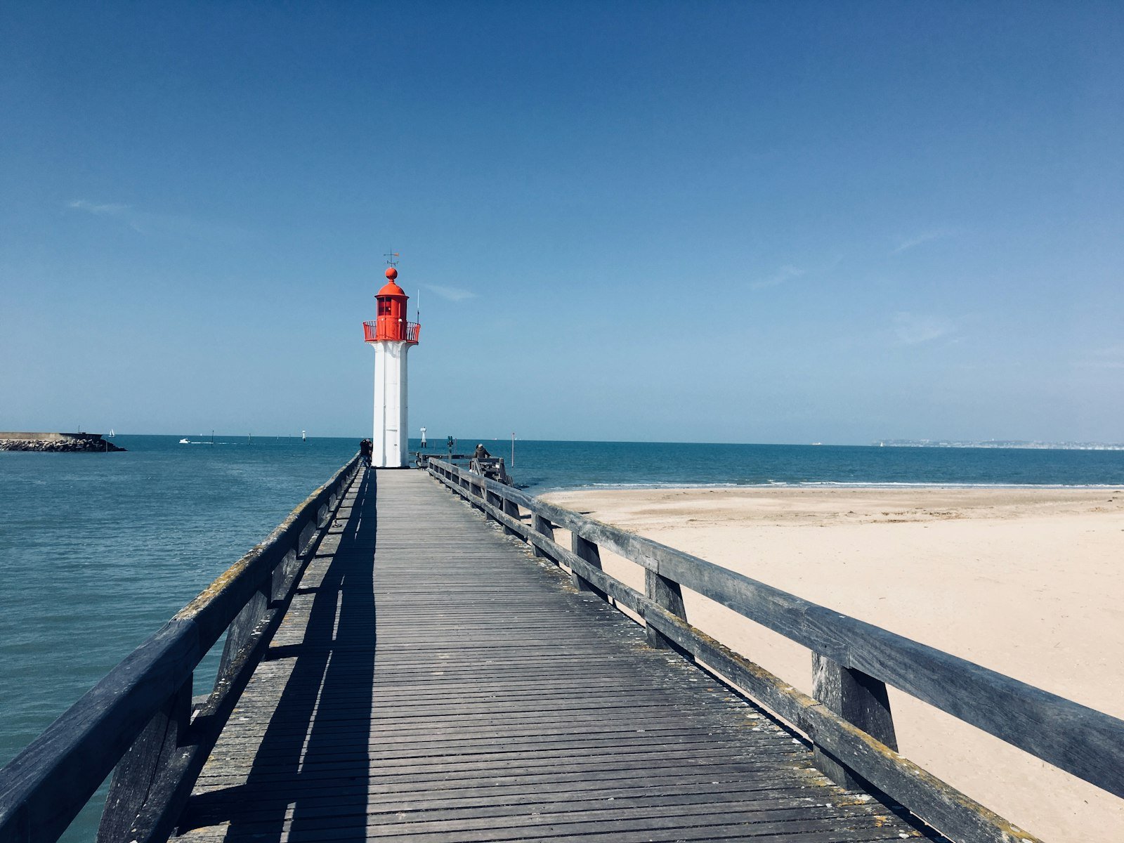 La jetée et le phare
