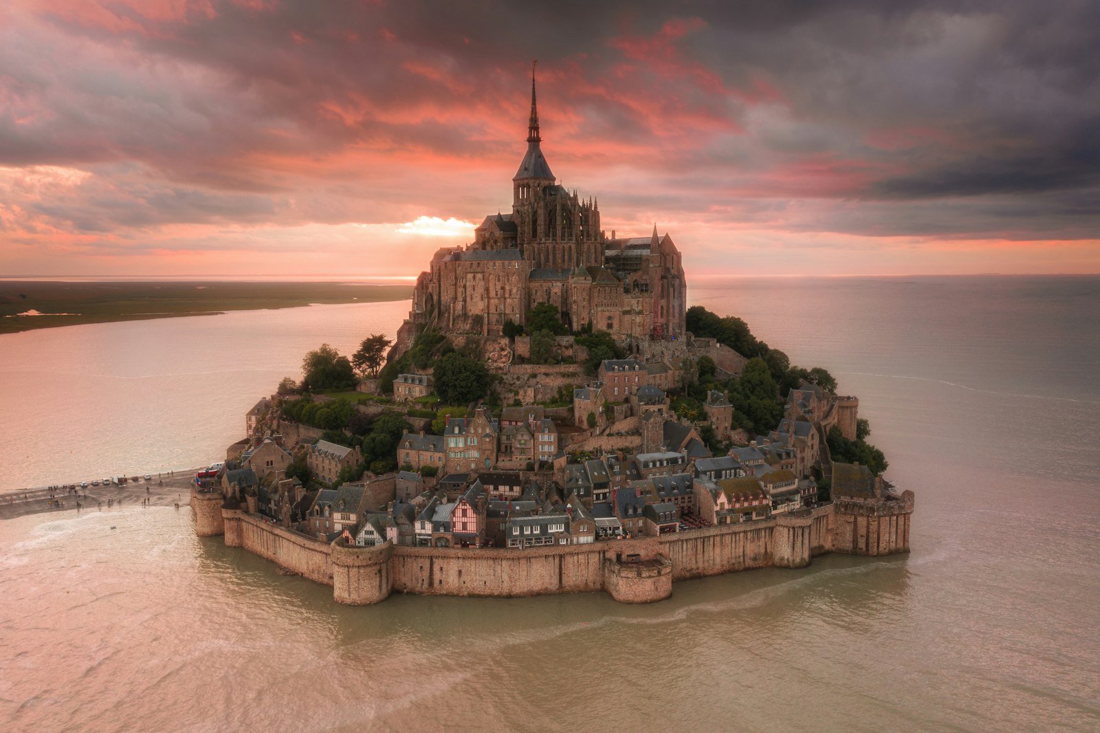 Au coucher du soleil